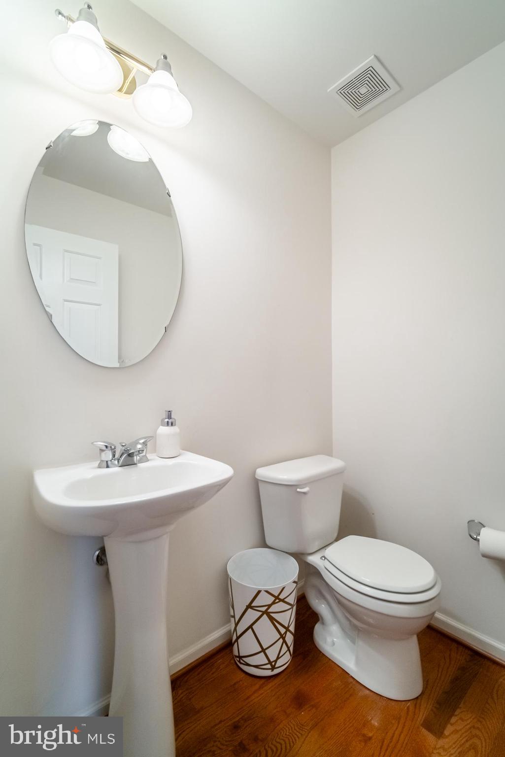 414 Wynwood Road York, PA 17402 - Photo 25 of 38 Gallery Image 25