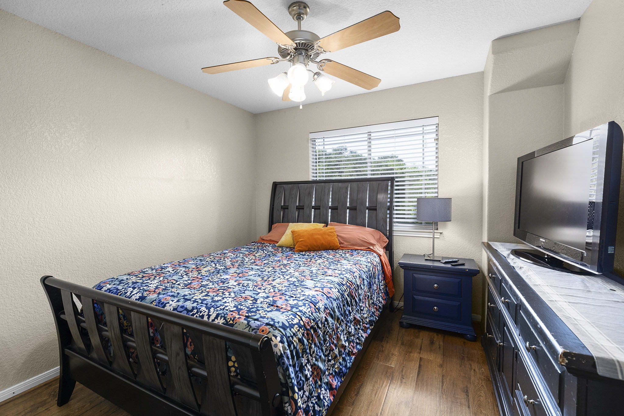 110 Hunter Ridge Road San Marcos, TX 78666 - Photo 23 of 40 Secondary bedroom 2