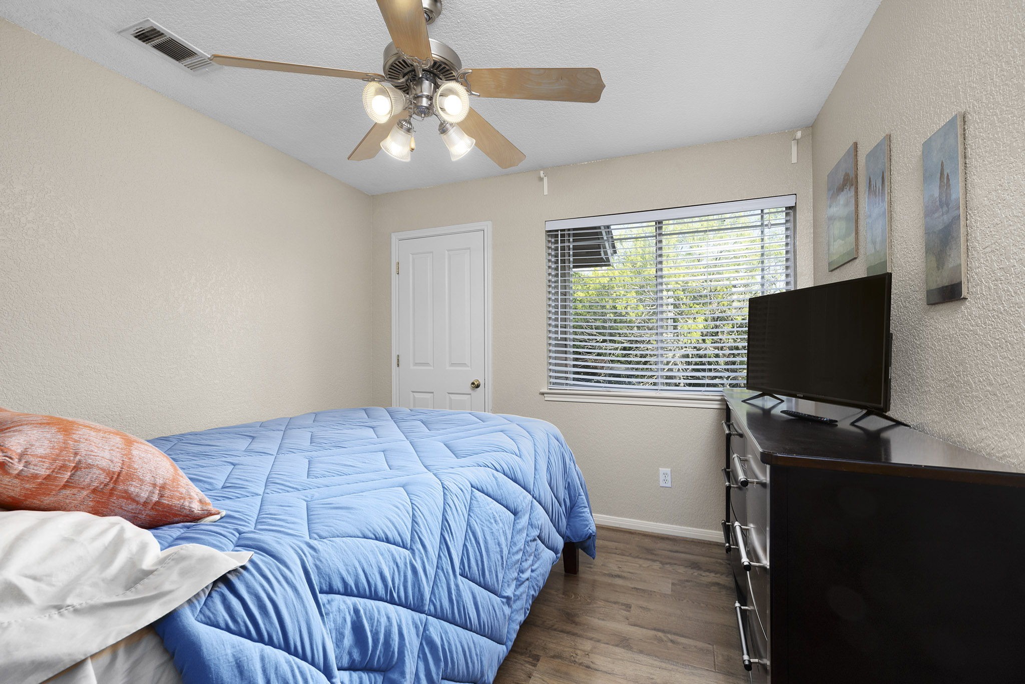 110 Hunter Ridge Road San Marcos, TX 78666 - Photo 27 of 40 Secondary bedroom 3