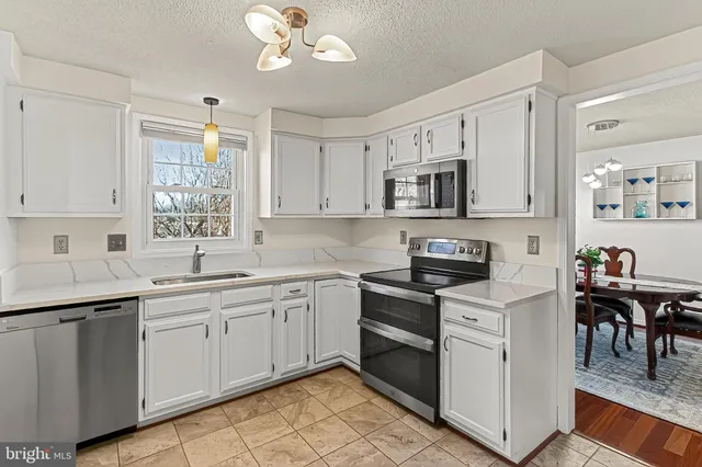 $950,000 | 535 South Lancaster Street, Arlington, VA 22204