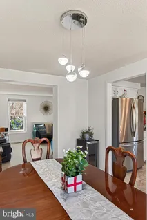 $950,000 | 535 South Lancaster Street, Arlington, VA 22204