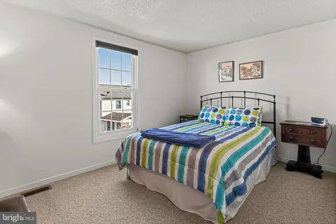 $950,000 | 535 South Lancaster Street, Arlington, VA 22204