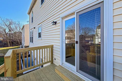 $950,000 | 535 South Lancaster Street, Arlington, VA 22204