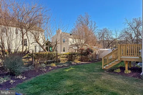 $950,000 | 535 South Lancaster Street, Arlington, VA 22204