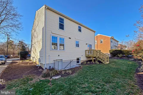 $950,000 | 535 South Lancaster Street, Arlington, VA 22204