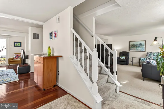 $950,000 | 535 South Lancaster Street, Arlington, VA 22204