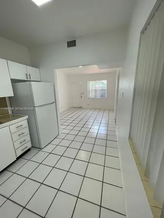 $2,200 | 2431 Plunkett Street, Hollywood, FL 33020