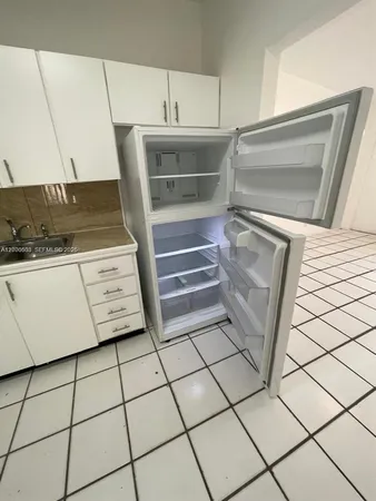 $2,200 | 2431 Plunkett Street, Hollywood, FL 33020