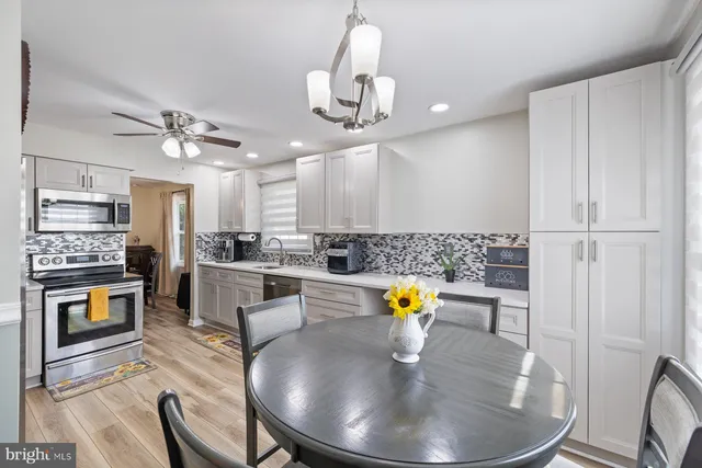 $529,900 | 7917 Parke W Drive, Glen Burnie, MD 21061