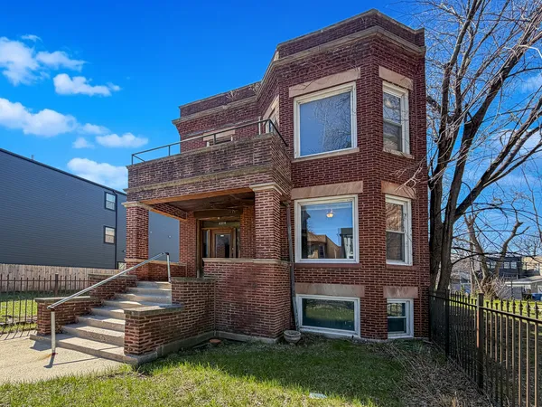 $289,900 | 6328 South Langley Avenue, Chicago, IL 60637