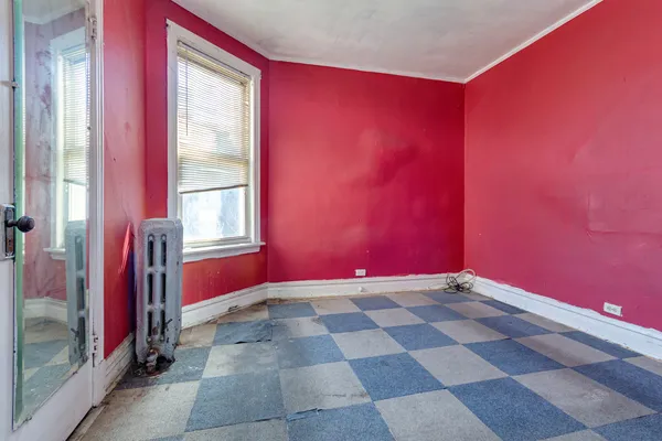 $289,900 | 6328 South Langley Avenue, Chicago, IL 60637