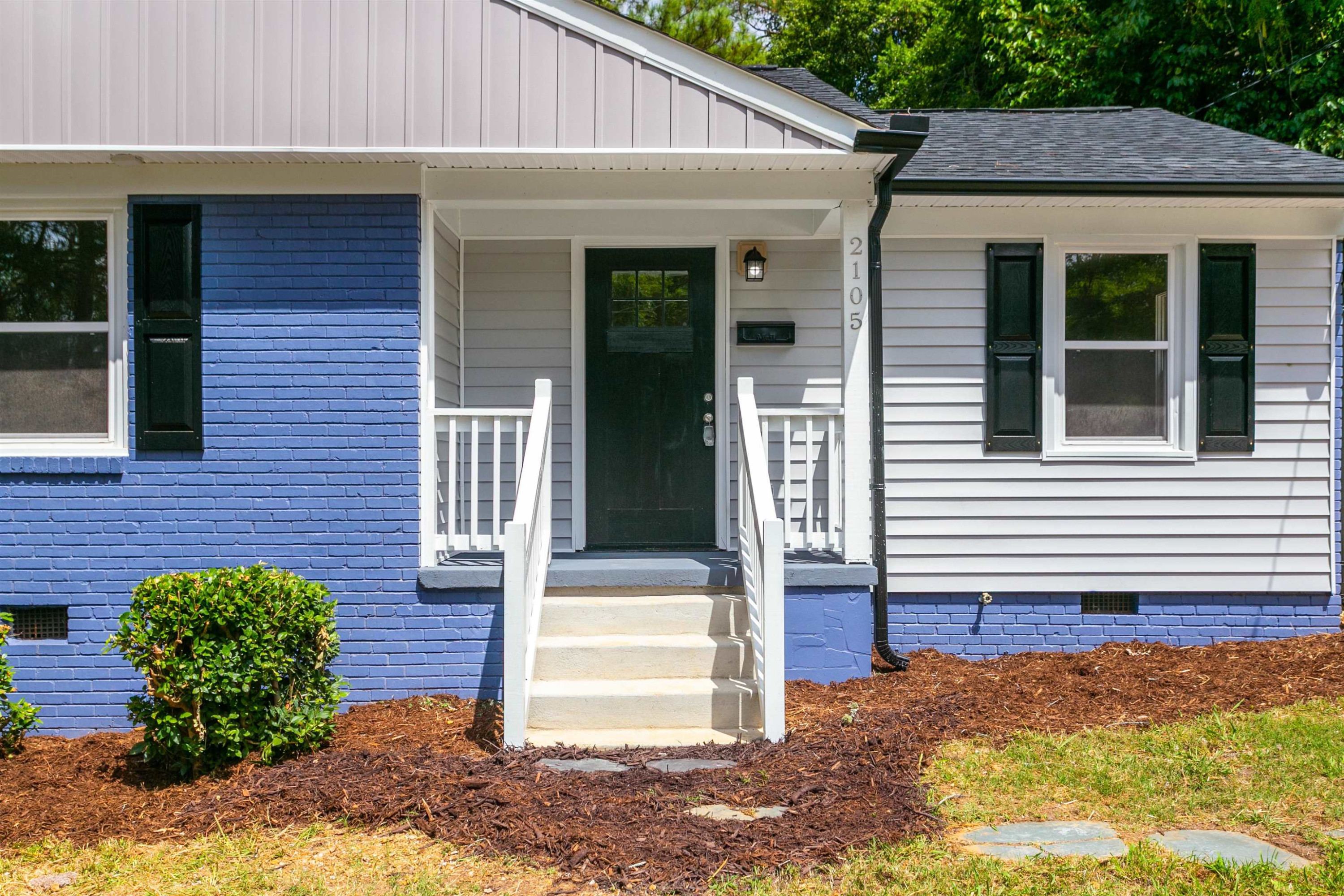 2105 Ramseur Street Raleigh, NC 27610 - Photo 4 of 24 Photo 4
