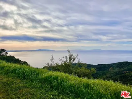 $1,899,000 | 178 Muerdago Road, Topanga, CA 90290