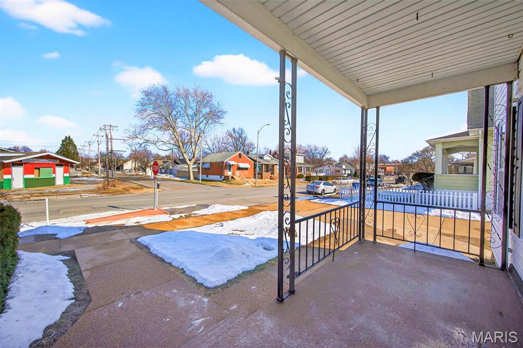 3906 Bates Street St. Louis, MO 63116 - Photo 2 of 80