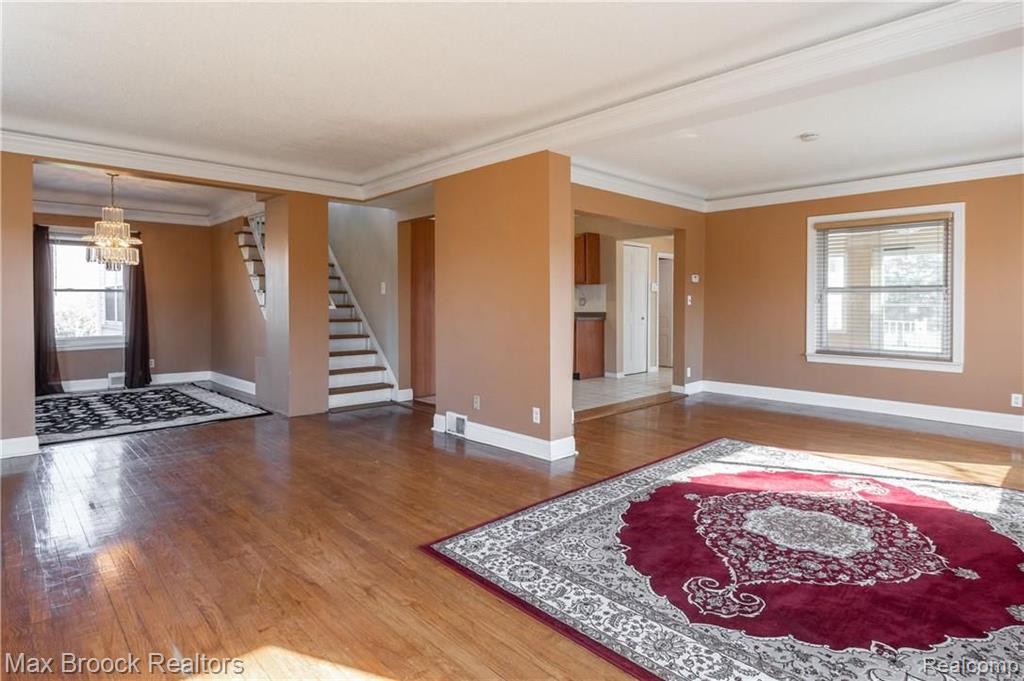 5277 West Maple Road West Bloomfield, MI 48322 - Photo 12 of 40