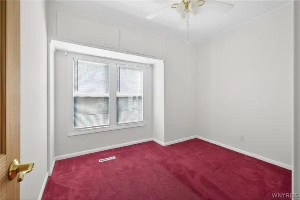 $299,999 | 20 East Avenue, West Seneca, NY 14224