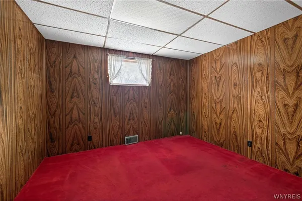 $299,999 | 20 East Avenue, West Seneca, NY 14224