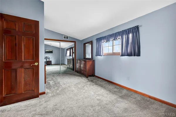 $299,999 | 20 East Avenue, West Seneca, NY 14224