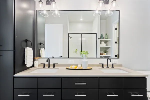 $2,575 | 4510 Terry-O Lane, Unit 341, Austin, TX 78745