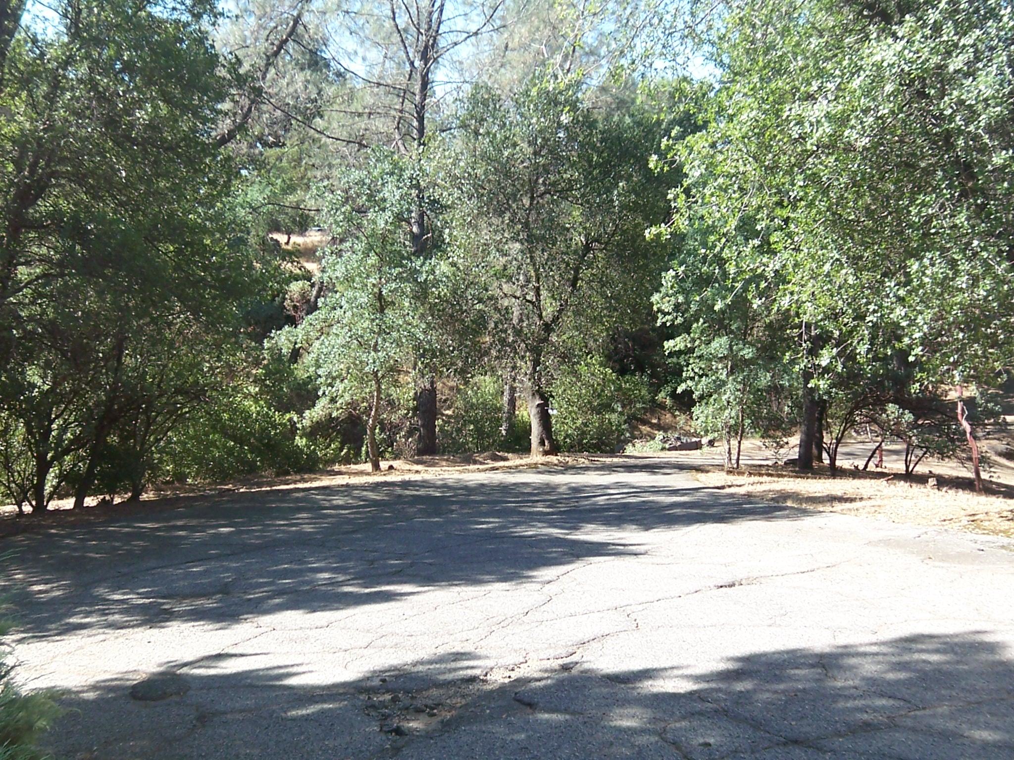 17896 Sutton Road Redding, CA 96003 - Photo 5 of 39 000_1794