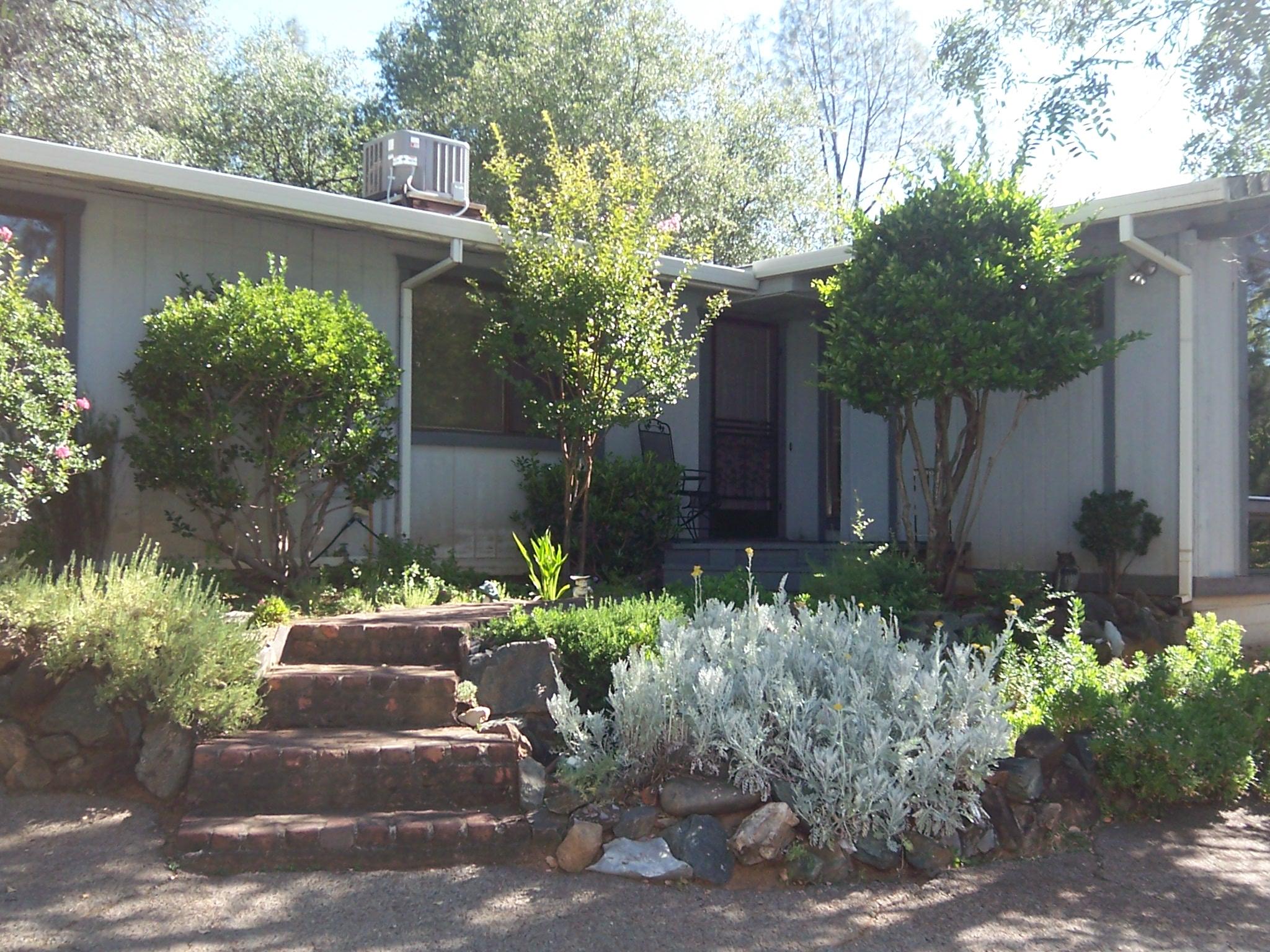 17896 Sutton Road Redding, CA 96003 - Photo 7 of 39 000_1792