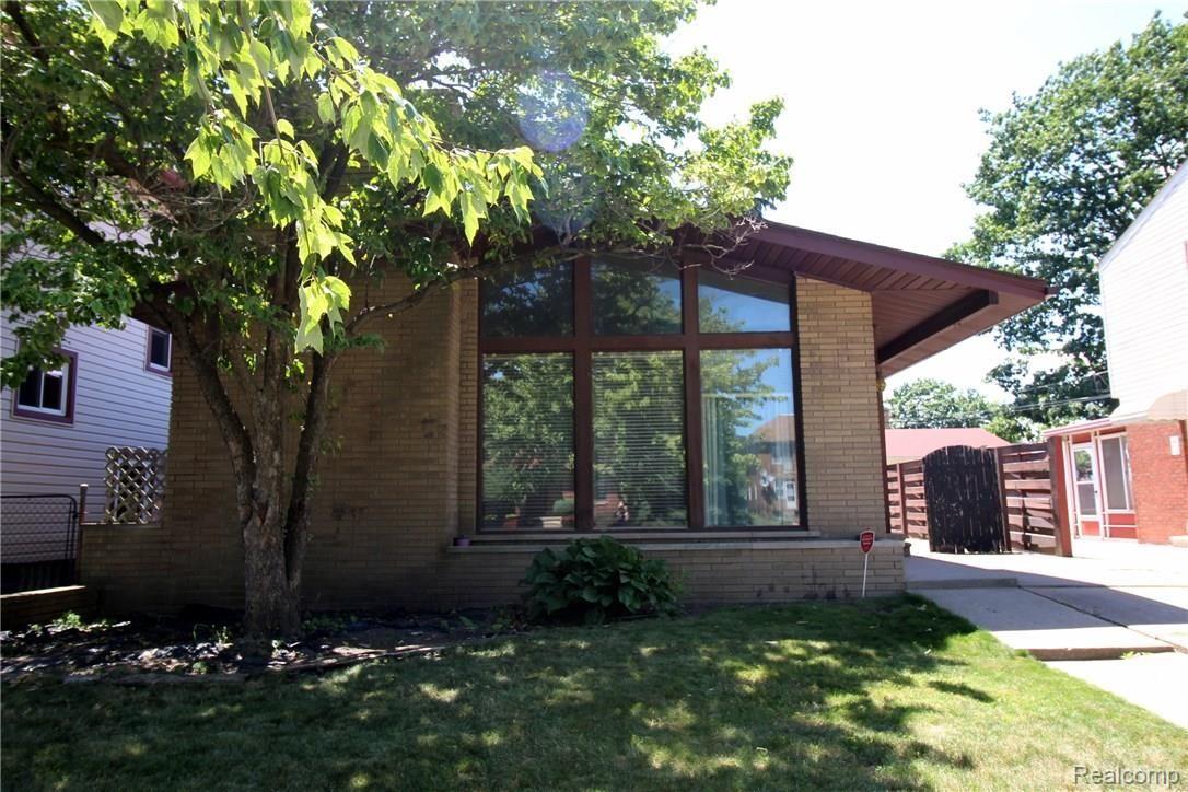 94 Chestnut Street River Rouge, MI 48218 - Photo 1 of 33 IMG_9950.JPG