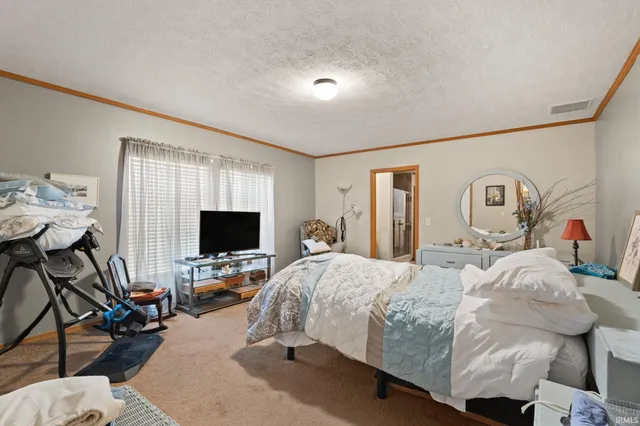 $399,999 | 5135 North Vanlaningham Road, Milltown, IN 47145