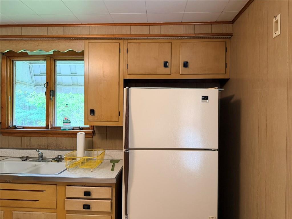 100 South Kings Creek Road Burgettstown, PA 15021 - Photo 5 of 46