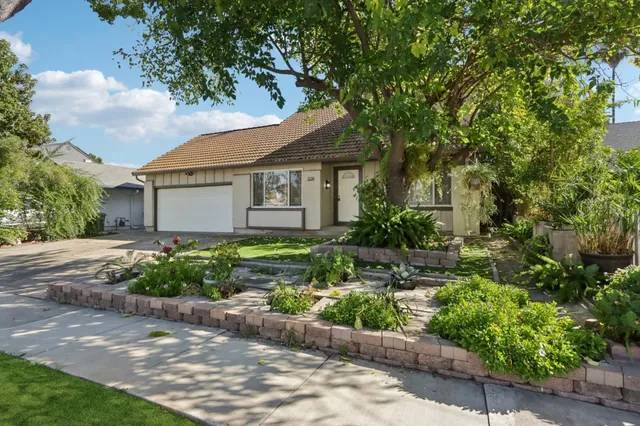 $1,388,800 | 228 Martinvale Lane, San Jose, CA 95119