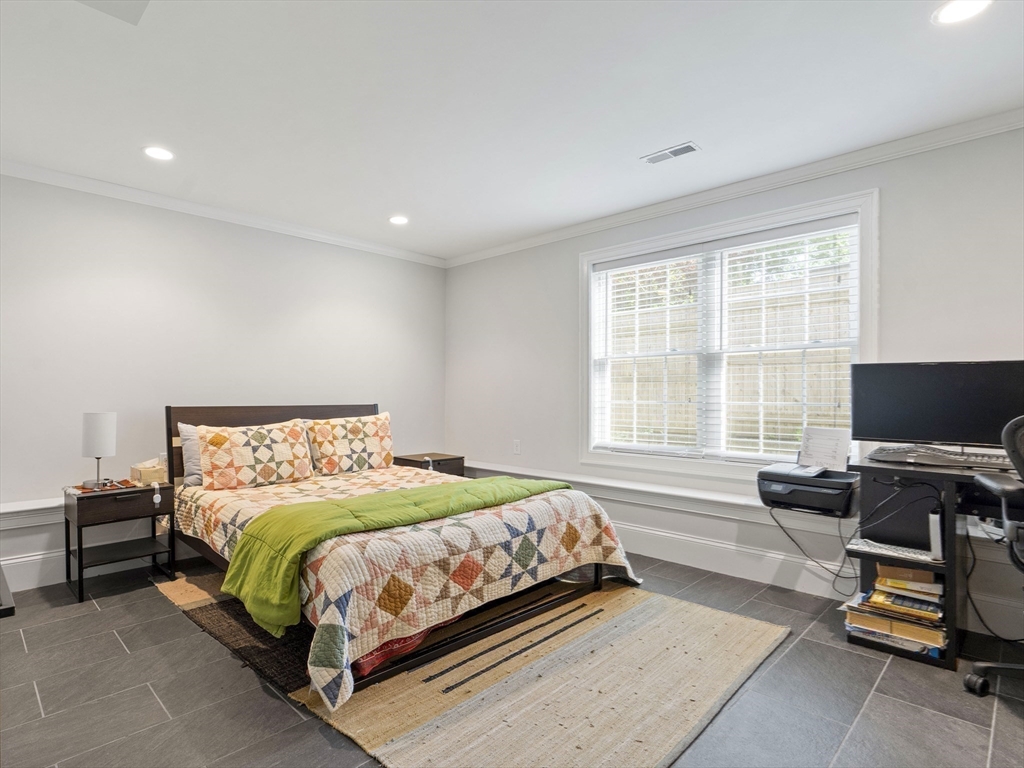 12 Cedar Street, Unit 2 Waltham, MA 02453 - Photo 18 of 27