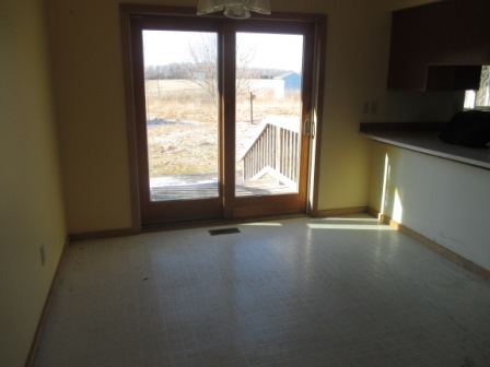 2862 East Millbrook Road Mount Pleasant, MI 48858 - Photo 5 of 10 1798068-4.JPG