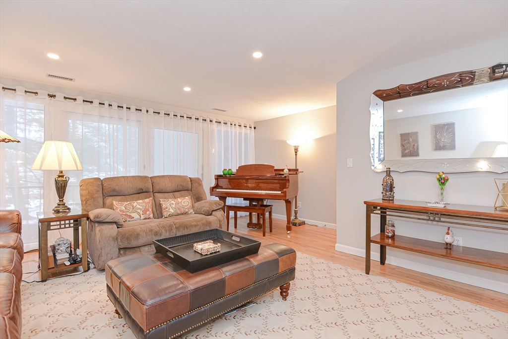 61 Mill Pond, Unit 61 North Andover, MA 01845 - Photo 15 of 31 a living room with furniture