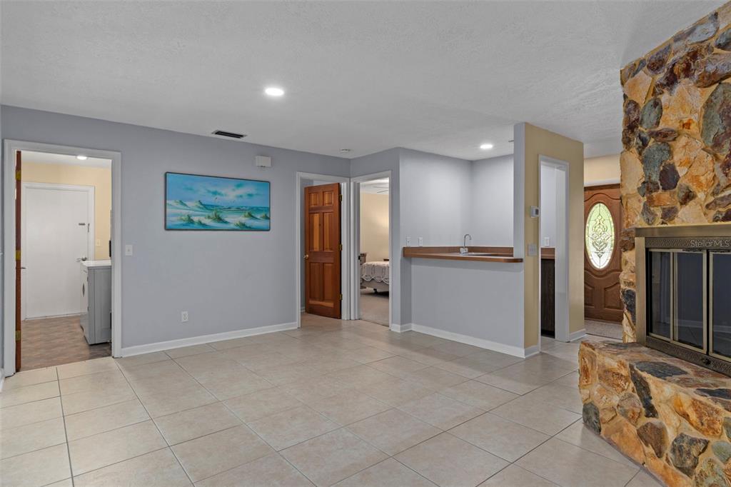 27 Beverly Court Homosassa, FL 34446 - Photo 11 of 42