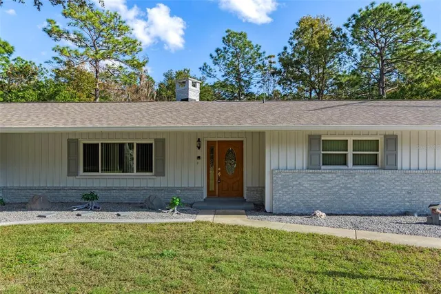 $297,500 | 27 Beverly Court, Homosassa, FL 34446