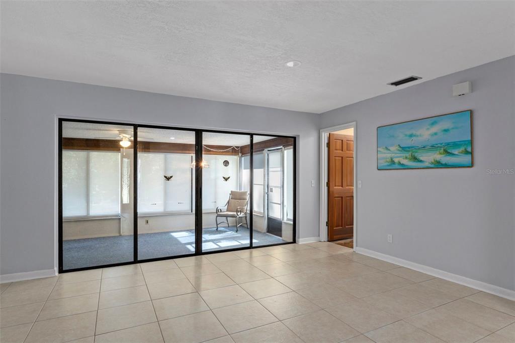 27 Beverly Court Homosassa, FL 34446 - Photo 9 of 42