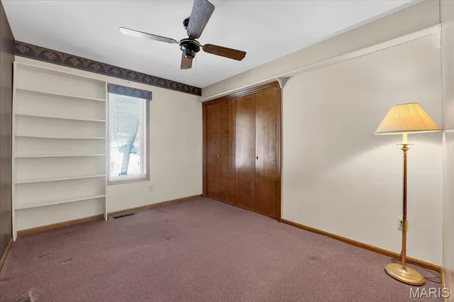 $373,000 | 216 Shelburne Drive, St. Charles, MO 63301