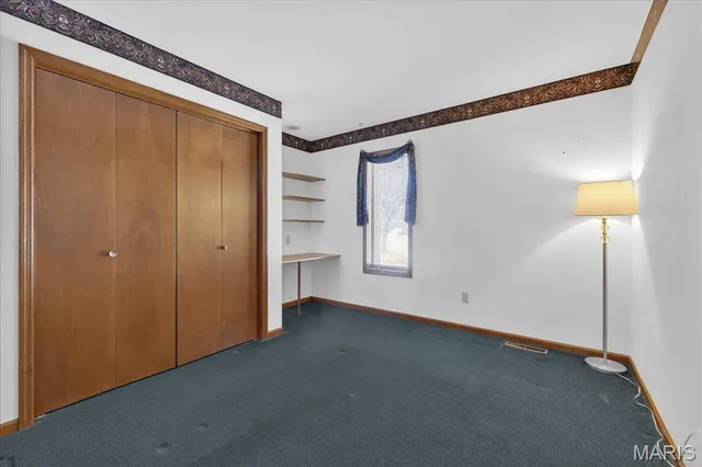 $373,000 | 216 Shelburne Drive, St. Charles, MO 63301