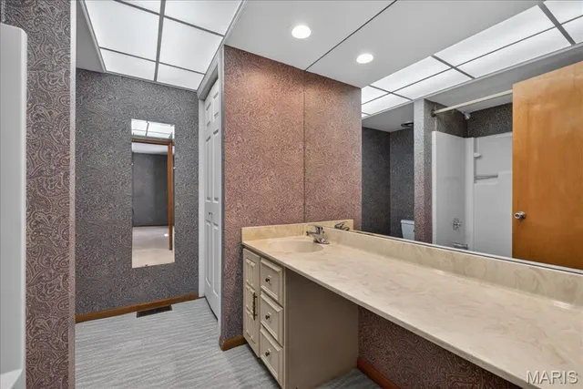 $373,000 | 216 Shelburne Drive, St. Charles, MO 63301