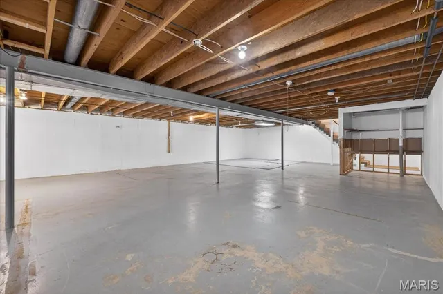 $373,000 | 216 Shelburne Drive, St. Charles, MO 63301