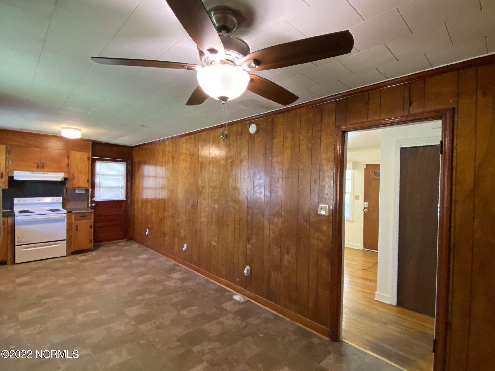 1780 Ballard Road Williamston, NC 27892 - Photo 13 of 29 IMG_6975
