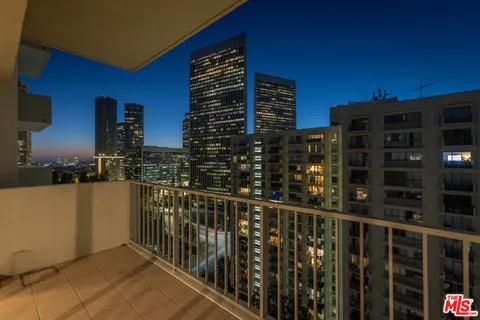 $799,000 | 2170 Century Park East, Unit 1902, Los Angeles, CA 90067