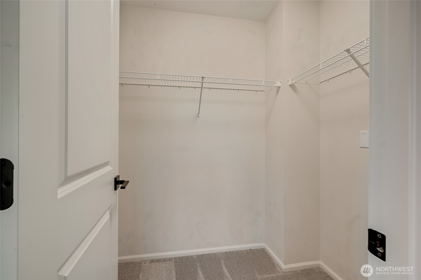 2800 Southwest Raymond Street, Unit 207 Seattle, WA 98126 - Photo 24 of 38 a view of small space