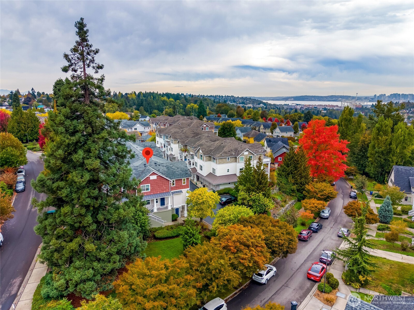 2800 Southwest Raymond Street, Unit 207 Seattle, WA 98126 - Photo 33 of 38 a view of a city