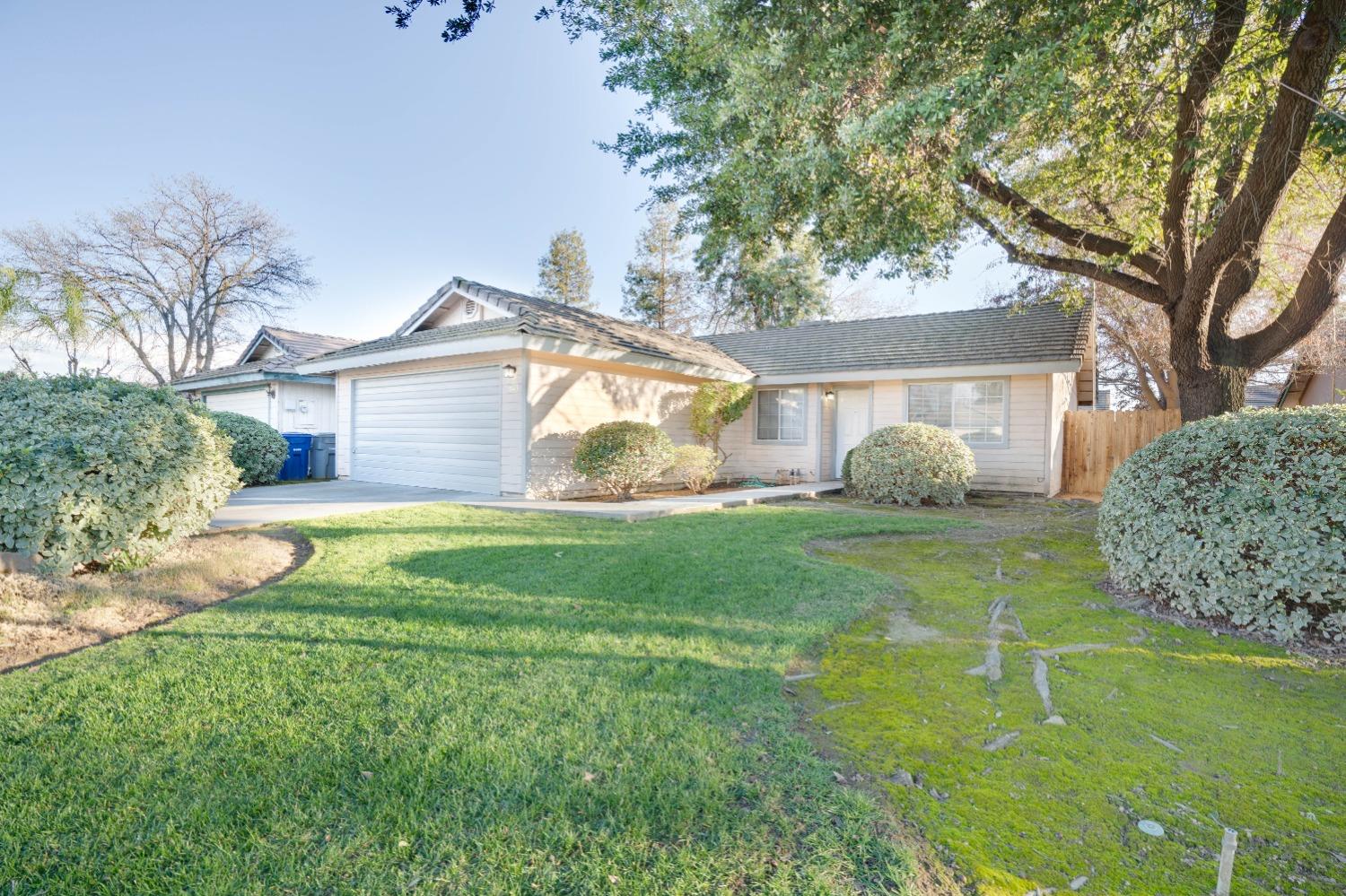 943 East Santa Rosa Street Reedley, CA 93654 - Photo 1 of 13 Gallery Image 1