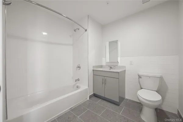$2,100 | 56 Prospect Street, Unit 606, Yonkers, NY 10701