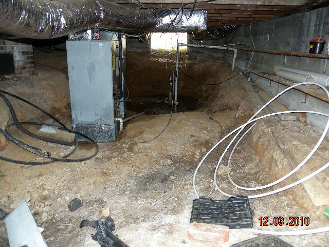 1107 Gearhart Road Southeast Roanoke, VA 24014 - Photo 11 of 11 Crawl space