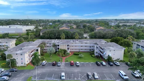 $98,000 | 2812 Garden Drive South, Unit 109, Lake Worth, FL 33461