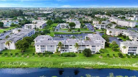 $98,000 | 2812 Garden Drive South, Unit 109, Lake Worth, FL 33461