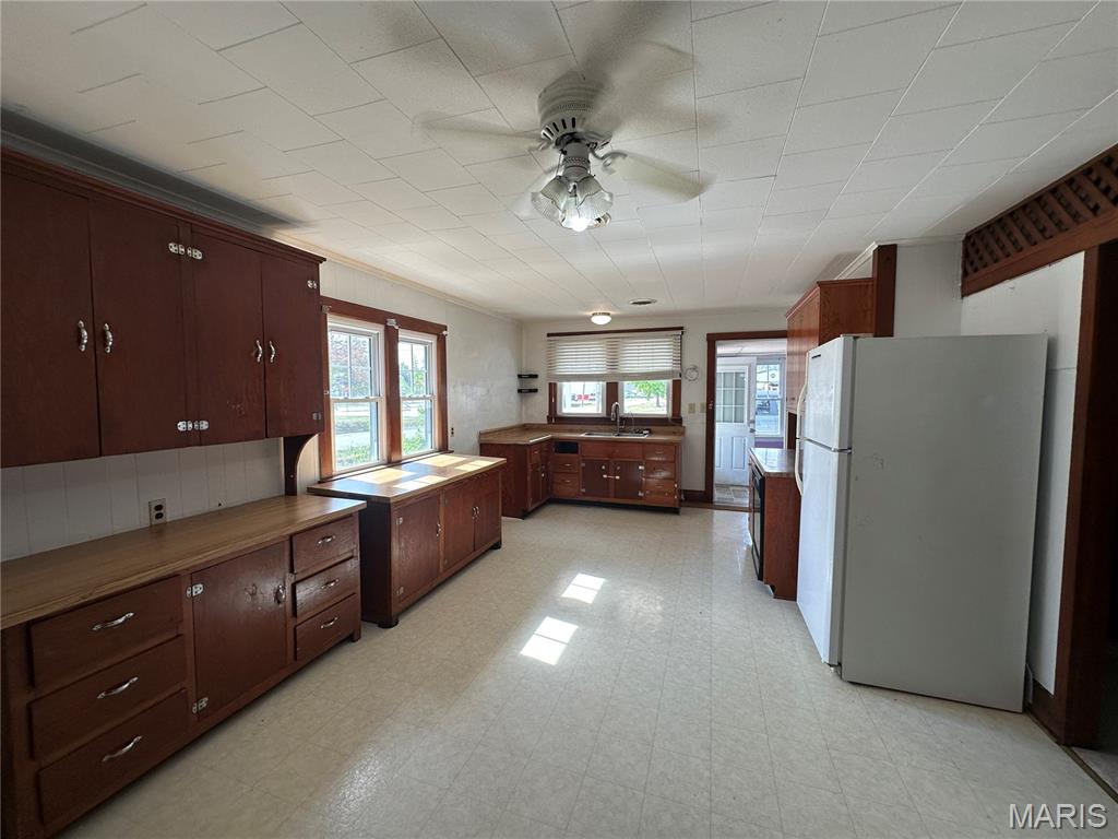 701 Prairie Street Monroe City, MO 63456 - Photo 3 of 23