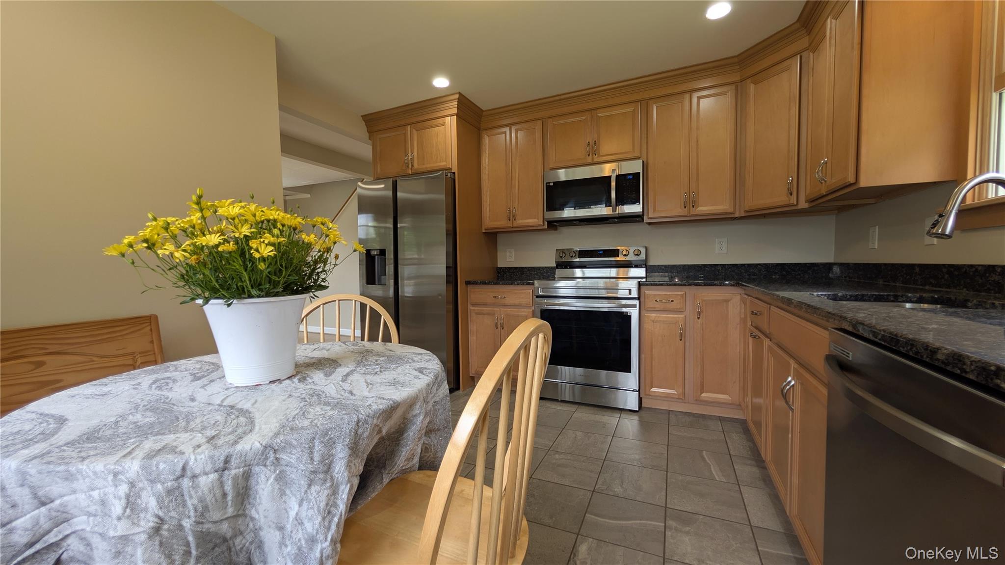 26 Roslyn Road Carmel, NY 10512 - Photo 15 of 42